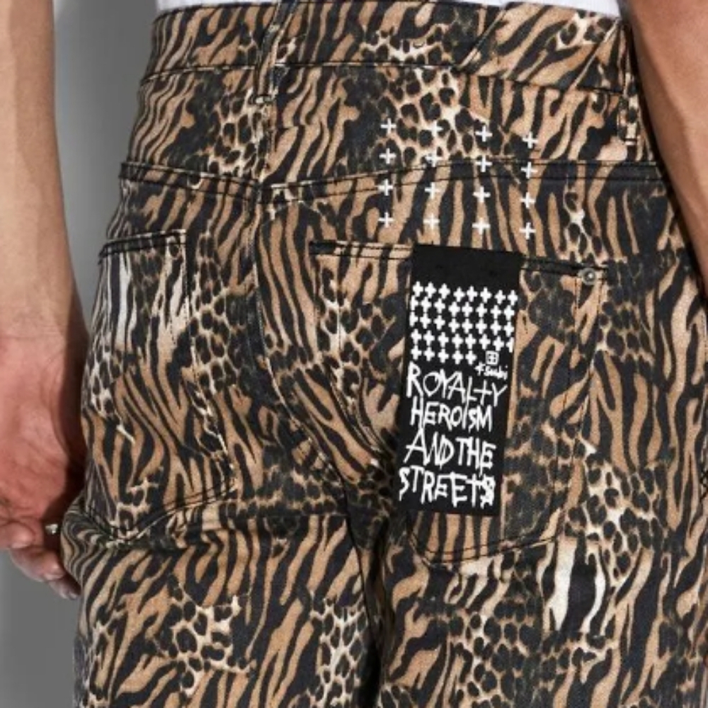 NEW . KSUBI Clutch Zoo Black/ Tan  Jeans.... Size 31